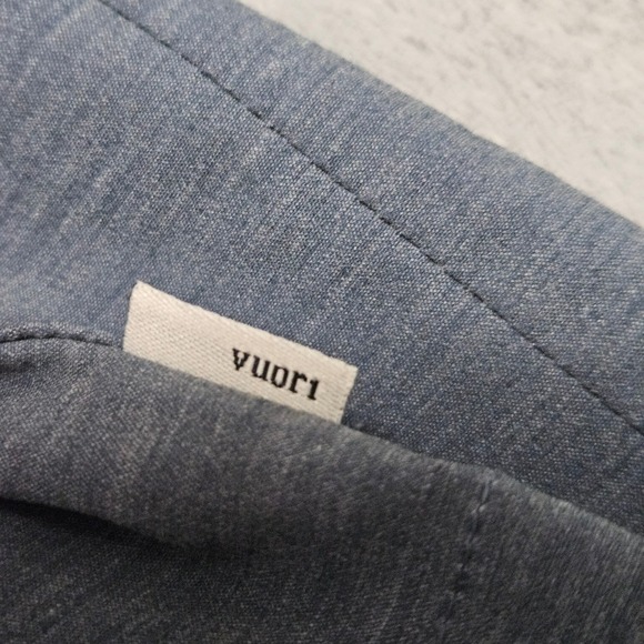 Vuori Men Bridge Short Sleeve Button Down Shirt Gray Pattern Stretch Small V184 - Picture 5 of 13